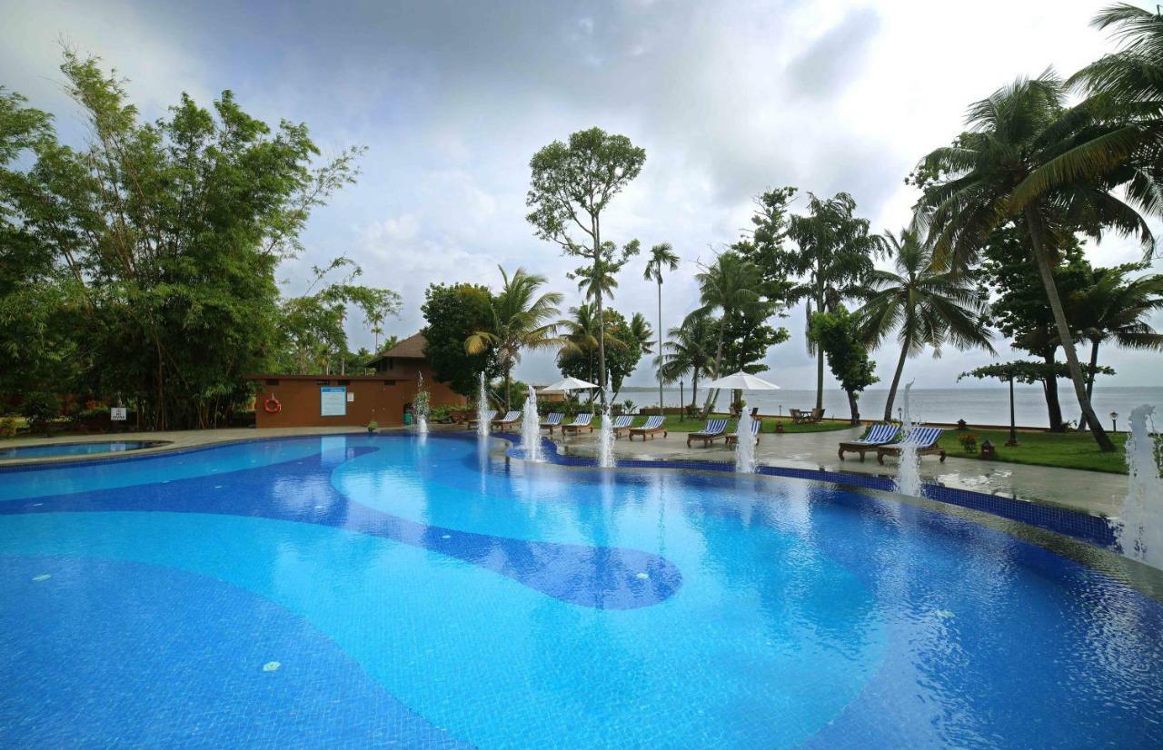 Uday Backwater Resort Alappuzha Extérieur photo